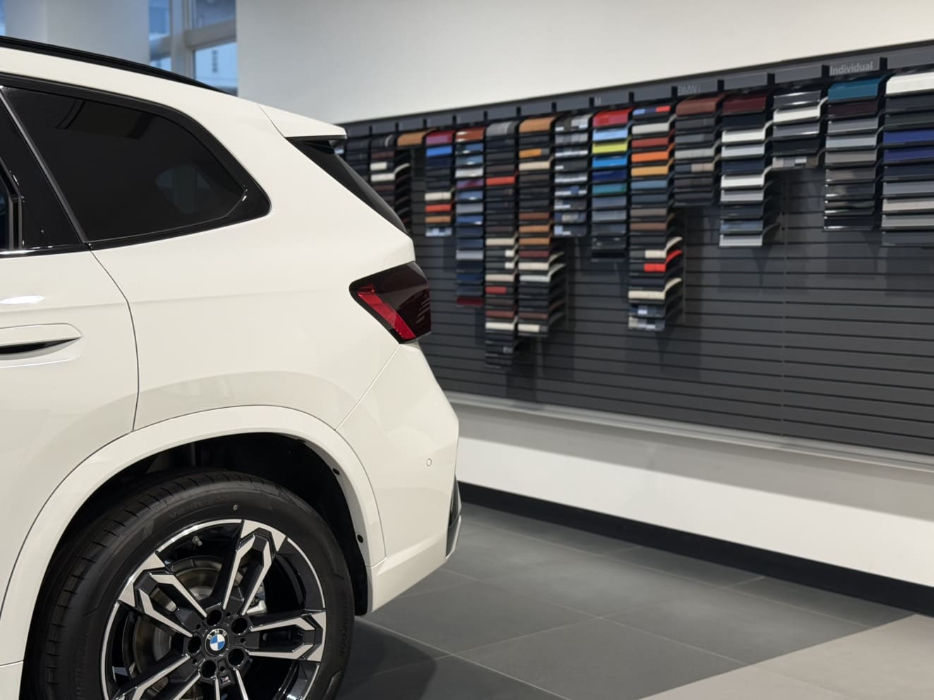 BMW横浜三ツ沢支店画像5